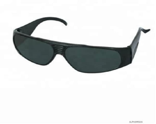 TYPES OF SAFETY GLASSES
