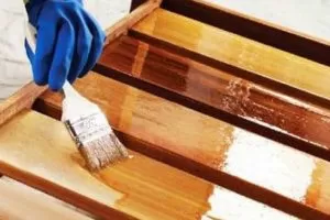 IMAGEN DE COMO BARNIZAR MADERA / IMAGE OF HOW TO VARNISH WOOD